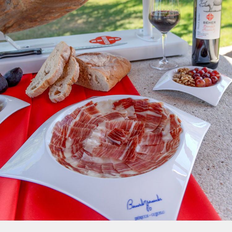 BEHER 100% Ibérico ham close up